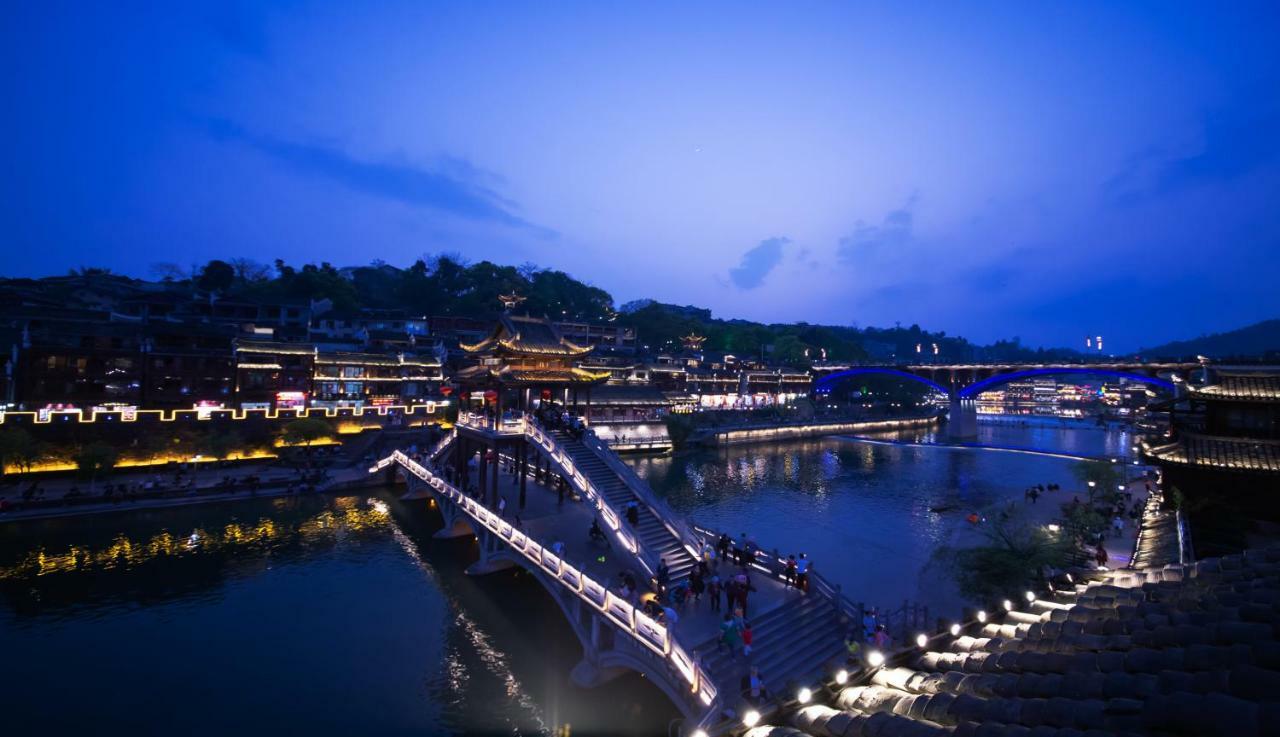 Fenghuang Slowly Time Inn Dış mekan fotoğraf