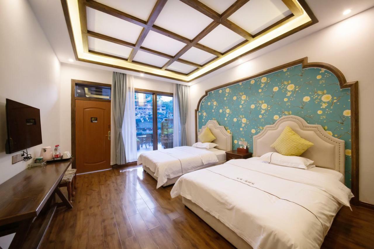Fenghuang Slowly Time Inn Dış mekan fotoğraf